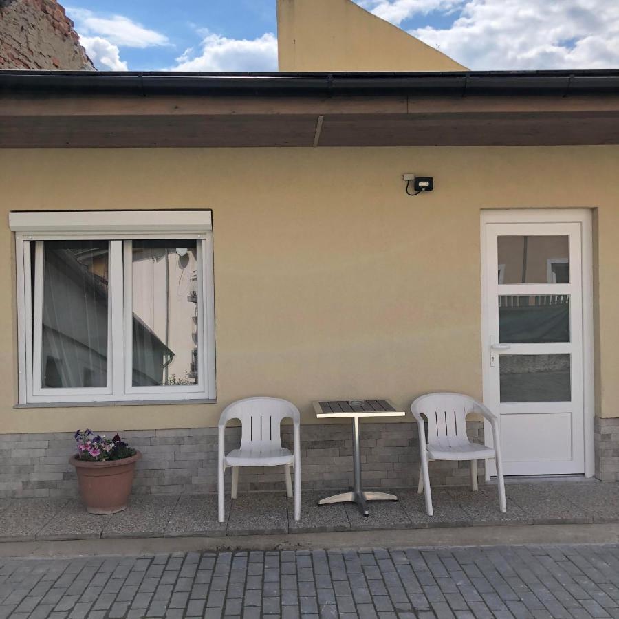 Avas Apartman Miskolc Eksteriør billede