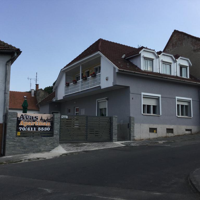 Avas Apartman Miskolc Eksteriør billede