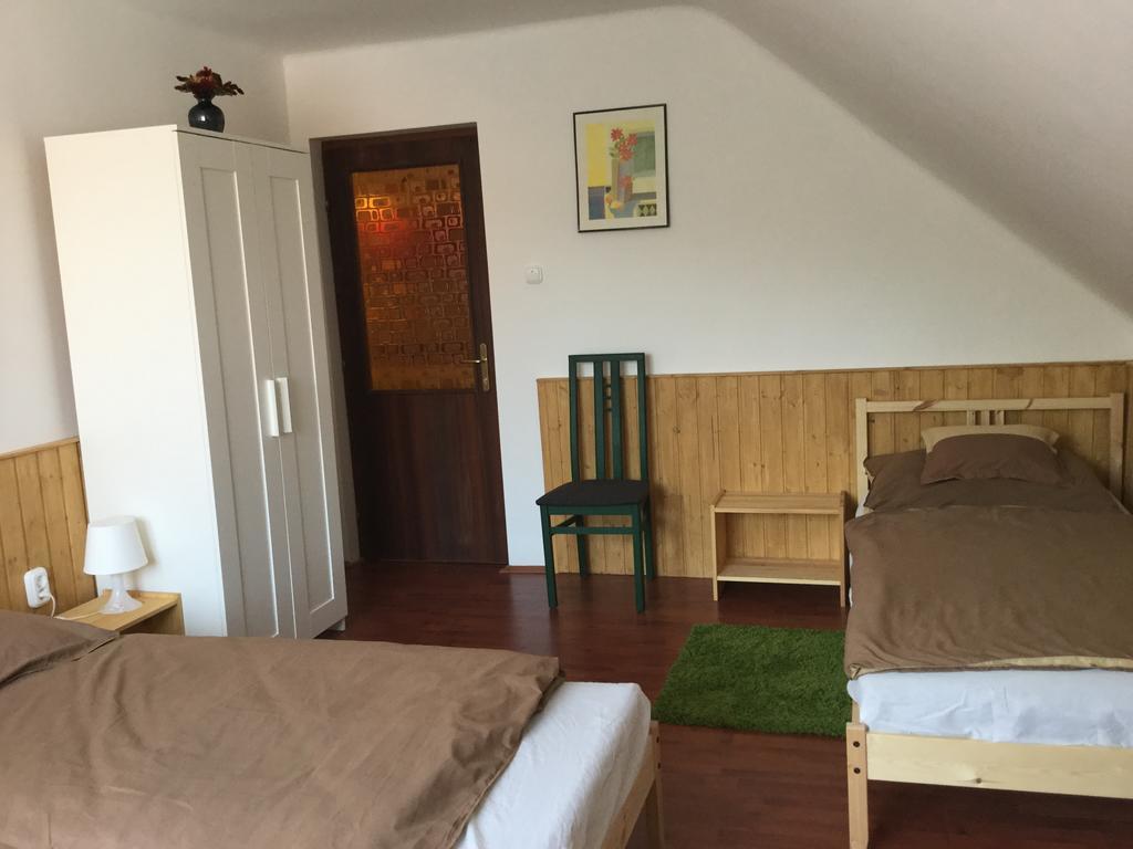Avas Apartman Miskolc Eksteriør billede