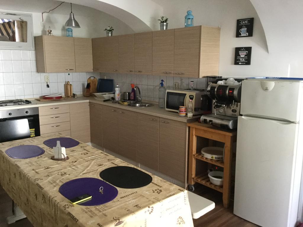 Avas Apartman Miskolc Eksteriør billede