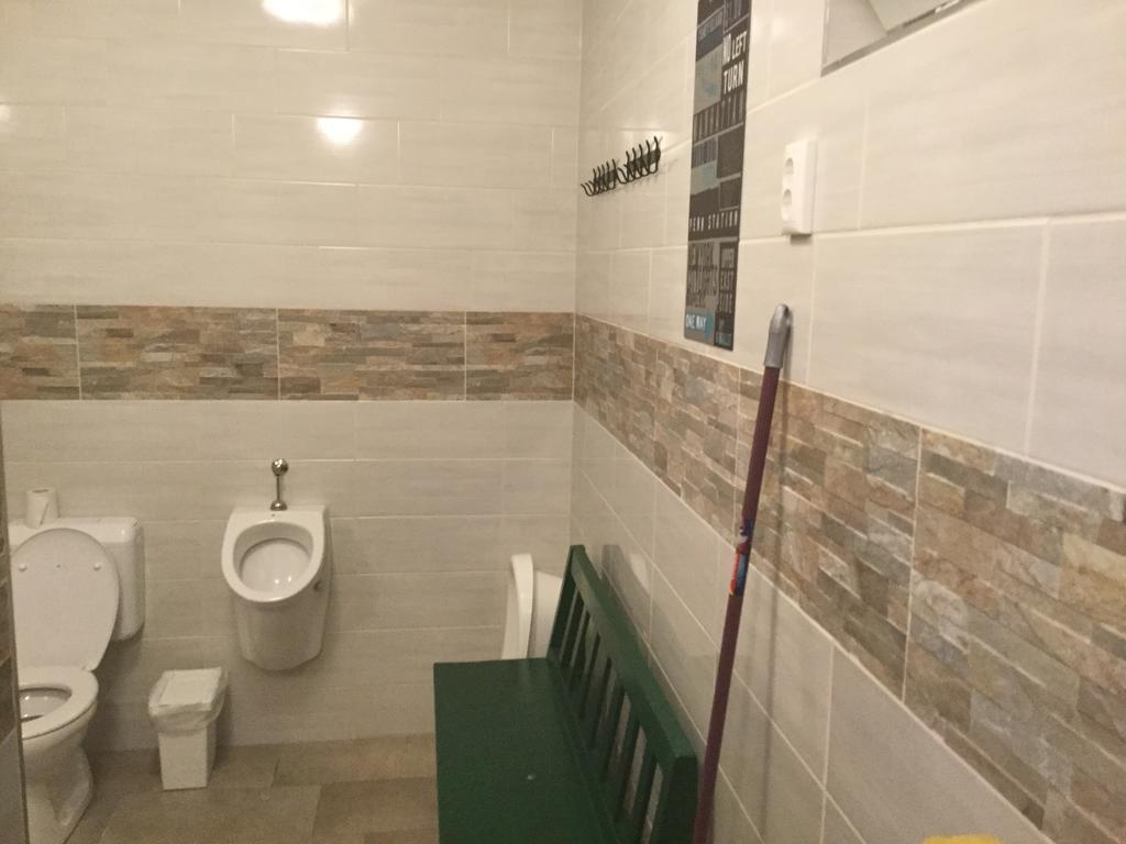 Avas Apartman Miskolc Eksteriør billede