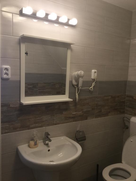 Avas Apartman Miskolc Eksteriør billede
