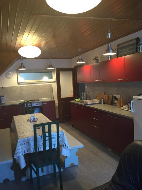 Avas Apartman Miskolc Eksteriør billede